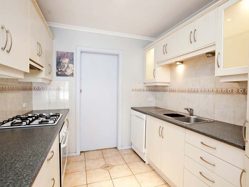 37 Dominic Crescent, Morphett Vale SA 5162