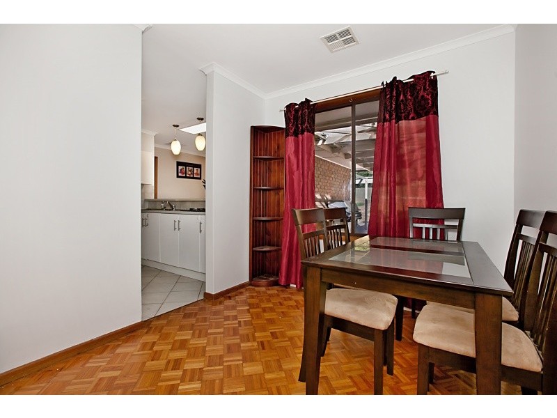 37 Holly Rise, Hackham West SA 5163