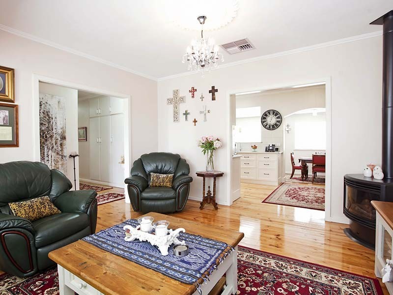 62 Saltash Avenue, Christies Beach SA 5165