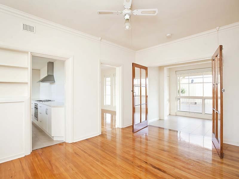 23a Saltash Avenue, Christies Beach SA 5165