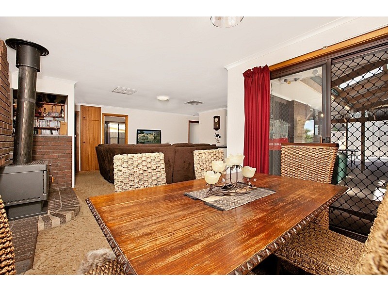 14 Dale Ave, Christies Beach SA 5165