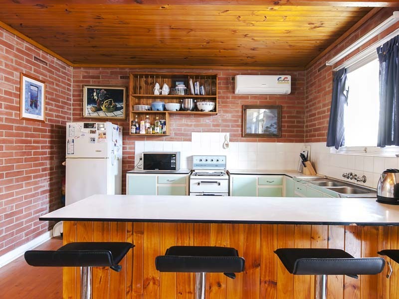 25 Bathurst Avenue, Moana SA 5169