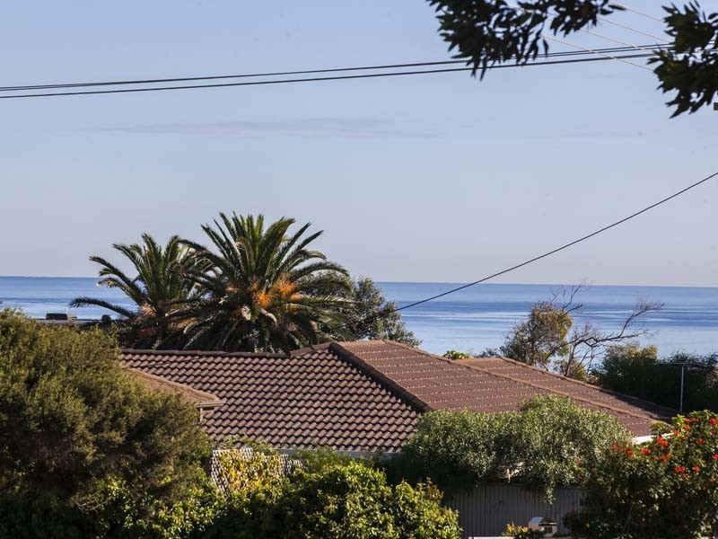 25 Bathurst Avenue, Moana SA 5169