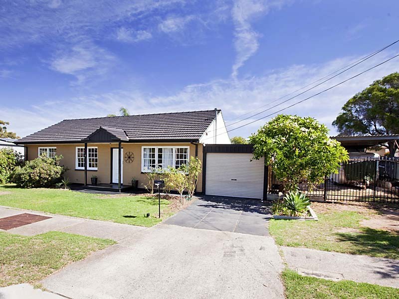 5 Troon Avenue, Seaton SA 5023