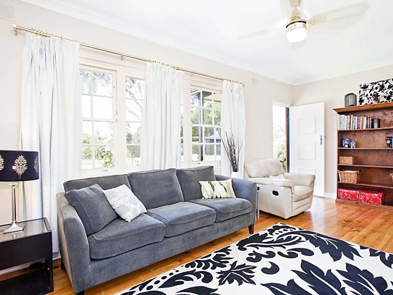 5 Troon Avenue, Seaton SA 5023