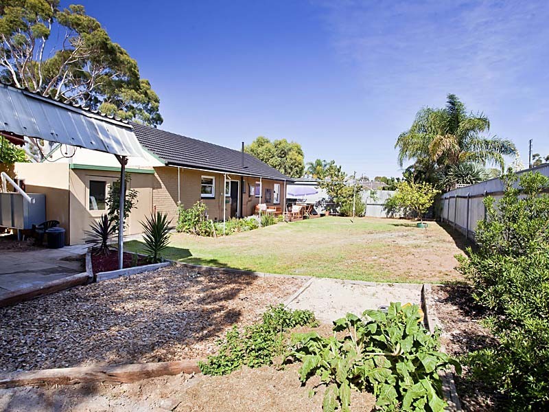 5 Troon Avenue, Seaton SA 5023