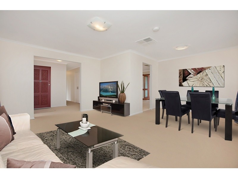 24 Brentwood Drive, Huntfield Heights SA 5163