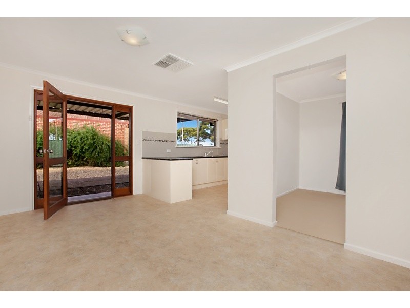 24 Brentwood Drive, Huntfield Heights SA 5163