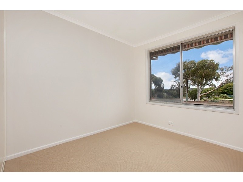 24 Brentwood Drive, Huntfield Heights SA 5163