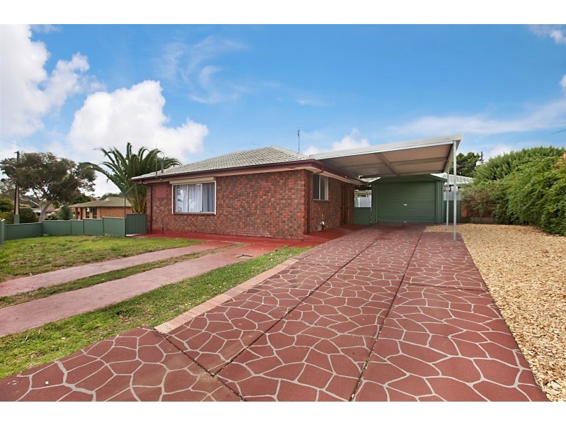 24 Brentwood Drive, Huntfield Heights SA 5163