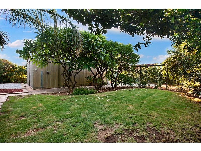 3 Neville Avenue, Christies Beach SA 5165