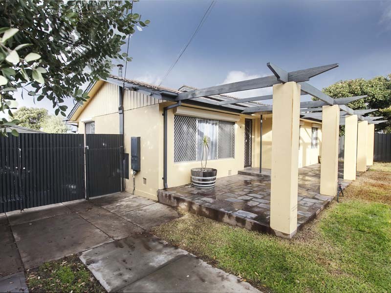 4 James Street, Morphett Vale SA 5162