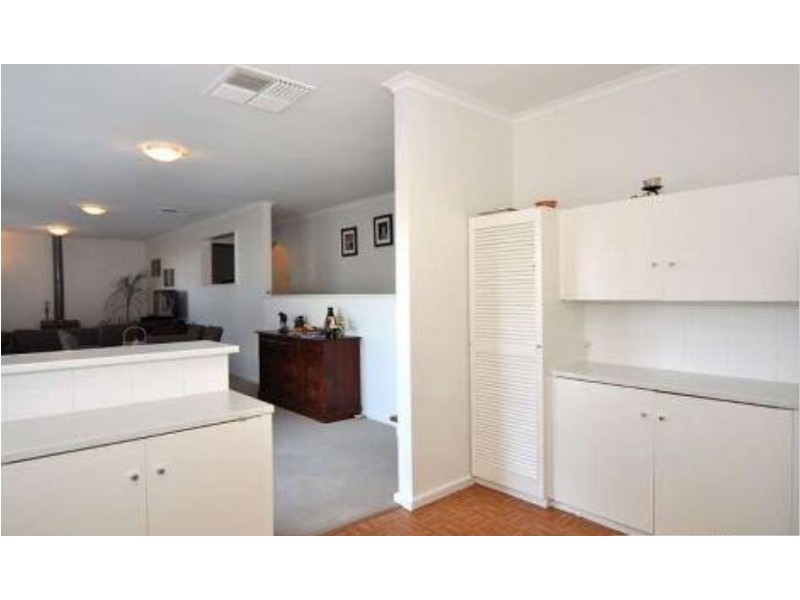 20 Westmoreland Road, Morphett Vale SA 5162