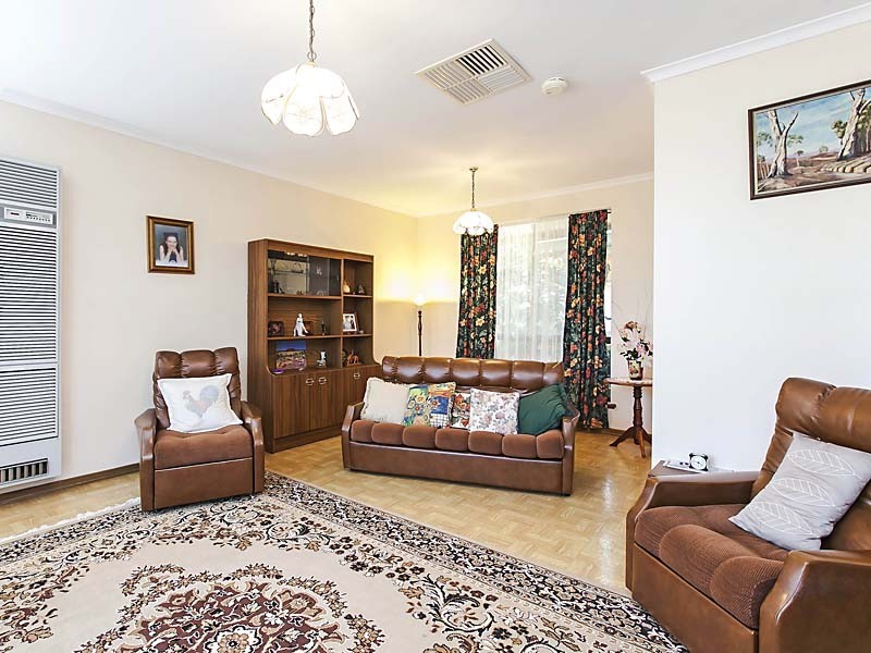 1 McRae Road, Port Noarlunga South SA 5167