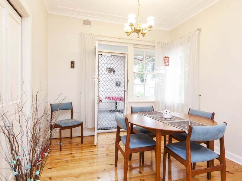 42 Ophir Crescent, Seacliff Park SA 5049