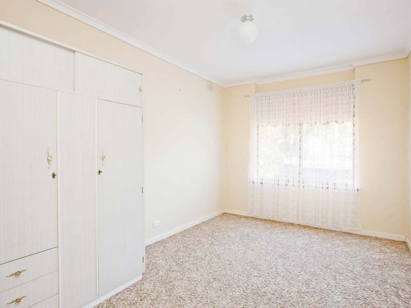 8 Loman Street, Morphett Vale SA 5162