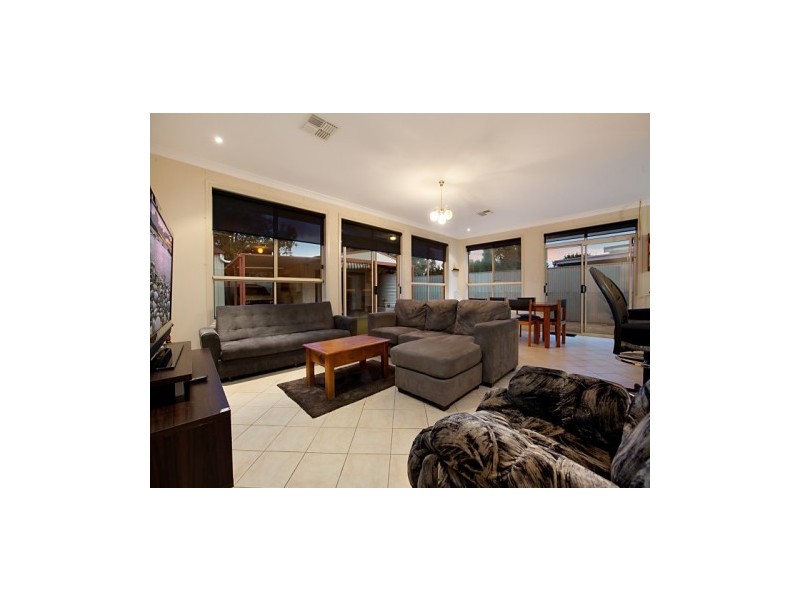 9 Storey Avenue, Aldinga Beach SA 5173