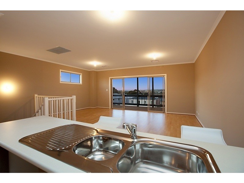 5a Geoffrey Avenue, Port Noarlunga SA 5167