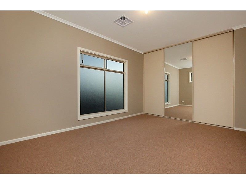 5a Geoffrey Avenue, Port Noarlunga SA 5167