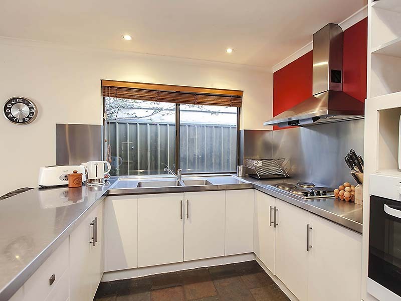 14 Burrington Street, Hallett Cove SA 5158