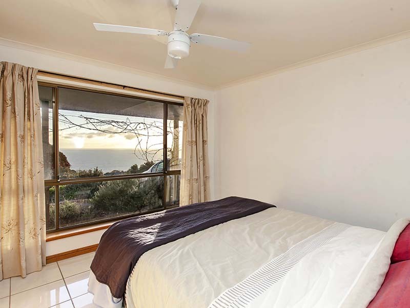 14 Burrington Street, Hallett Cove SA 5158