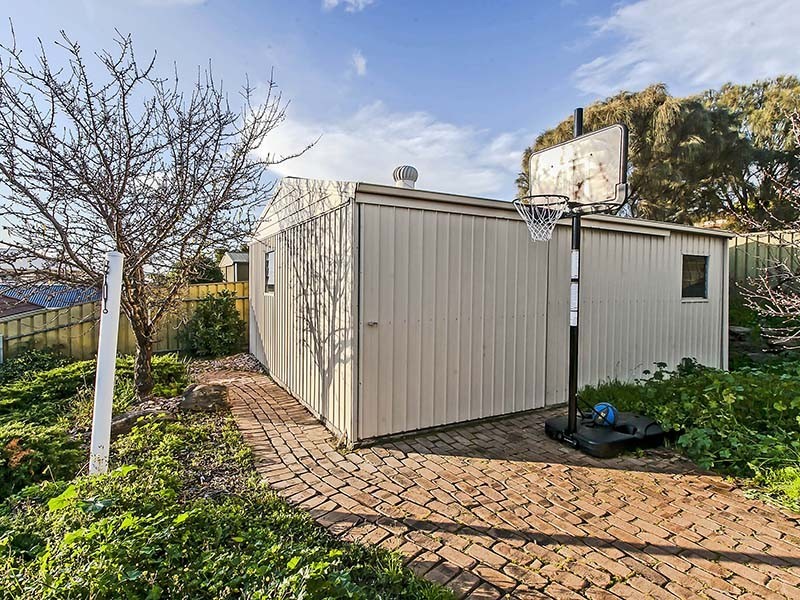 14 Burrington Street, Hallett Cove SA 5158