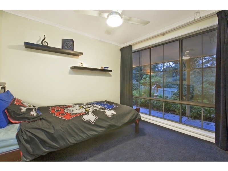 8 Elmwood Court, Onkaparinga Hills SA 5163