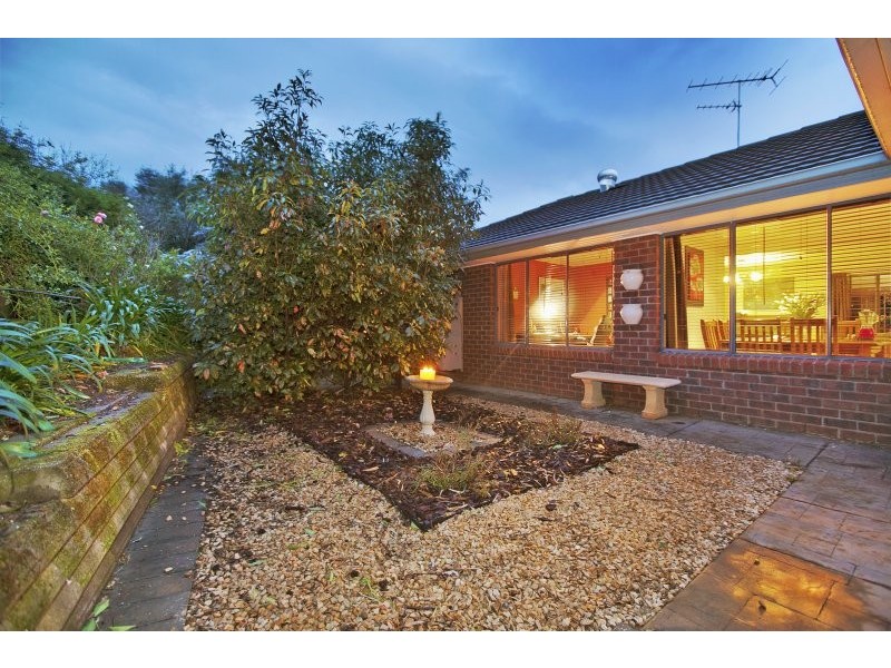 8 Elmwood Court, Onkaparinga Hills SA 5163