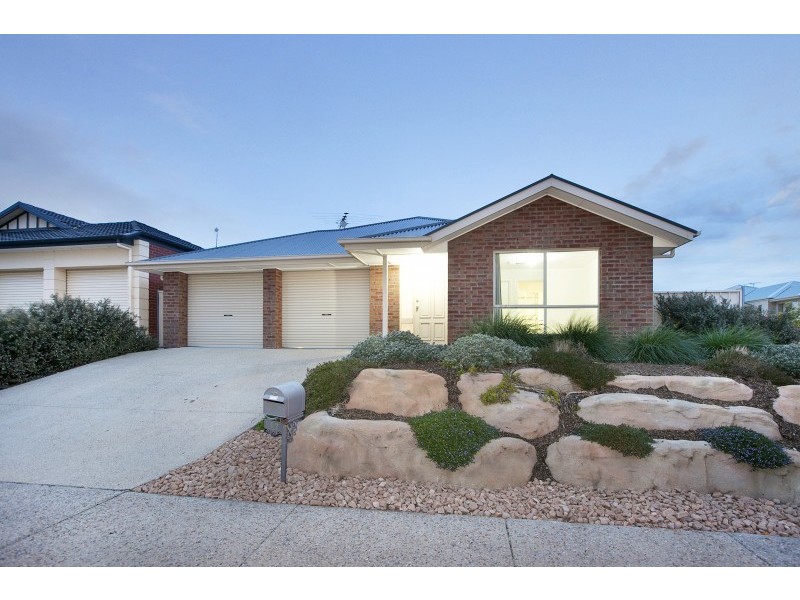 17 Yeltana Avenue, Huntfield Heights SA 5163