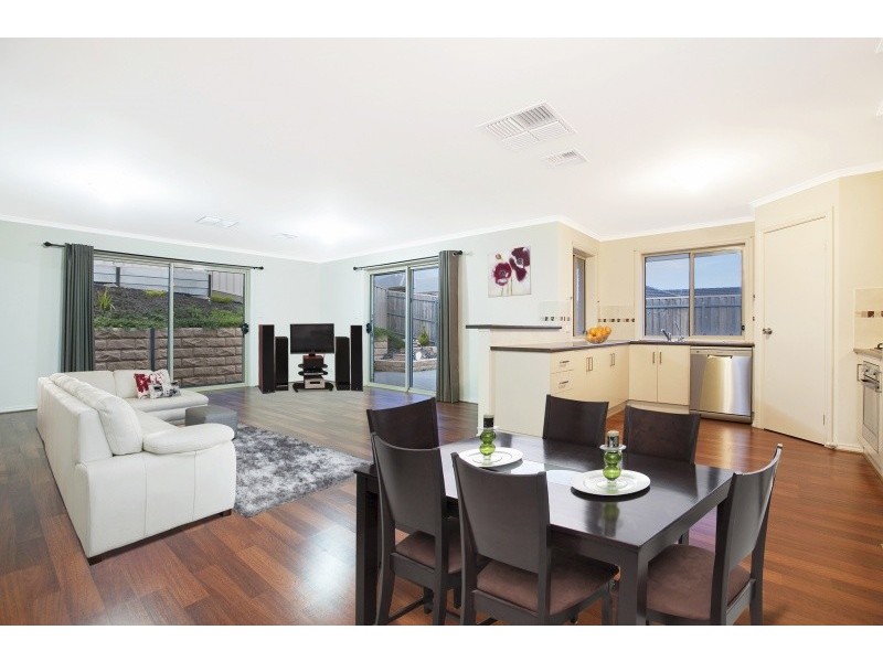 17 Yeltana Avenue, Huntfield Heights SA 5163