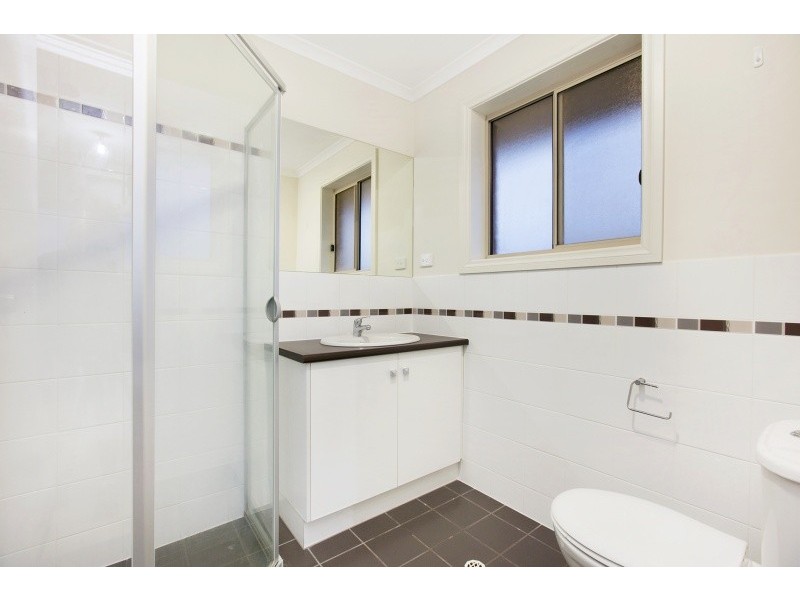 17 Yeltana Avenue, Huntfield Heights SA 5163