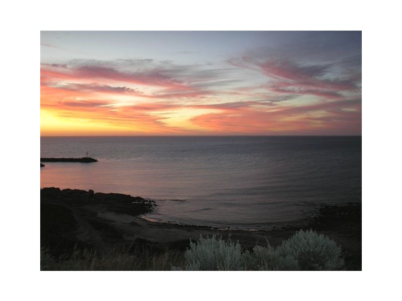 9 Protector Street, O’sullivan Beach SA 5166