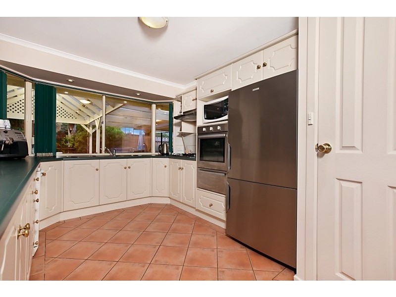 4 Lakeview Court, Aberfoyle Park SA 5159