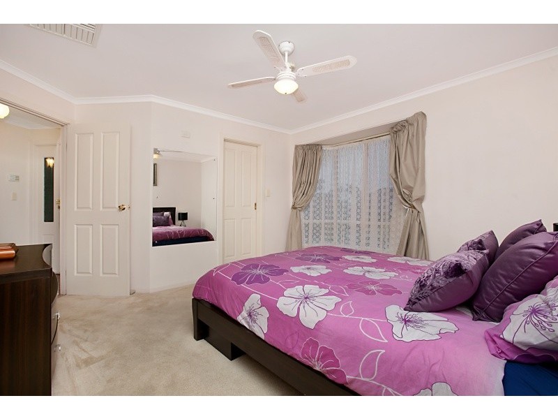 4 Lakeview Court, Aberfoyle Park SA 5159