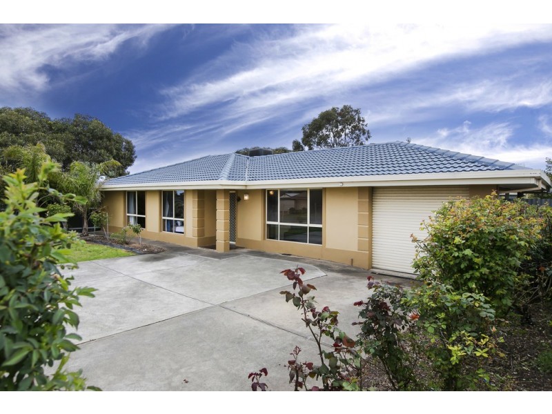 31 Investigator Drive, Woodcroft SA 5162