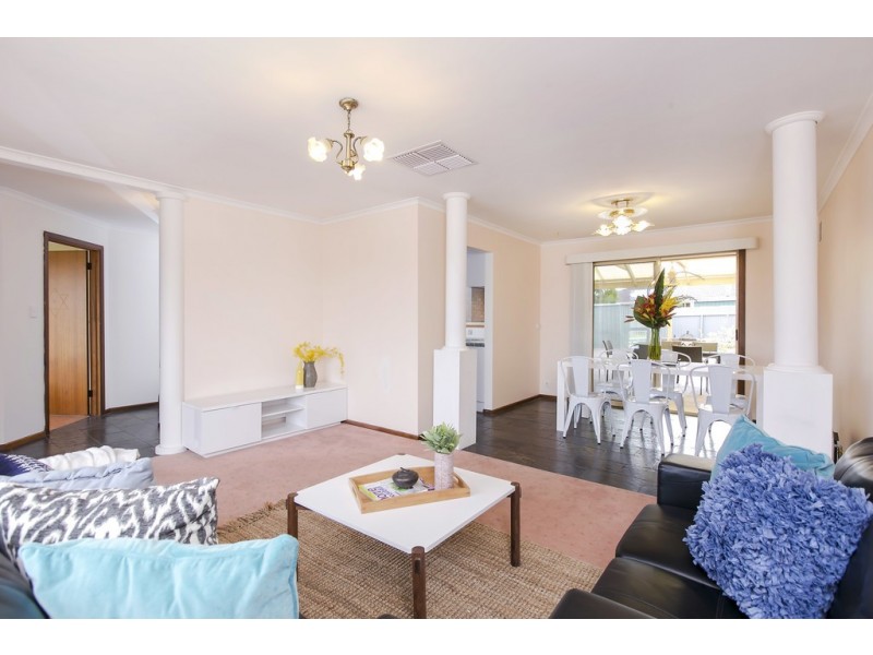 31 Investigator Drive, Woodcroft SA 5162