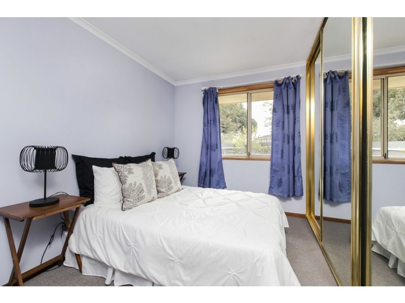 31 Investigator Drive, Woodcroft SA 5162