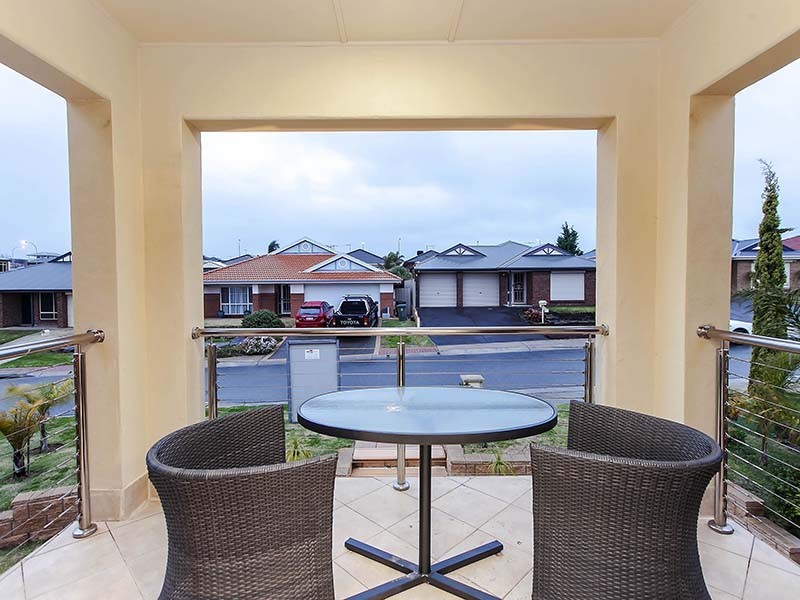 6 Stanford Glen, Seaford Rise SA 5169