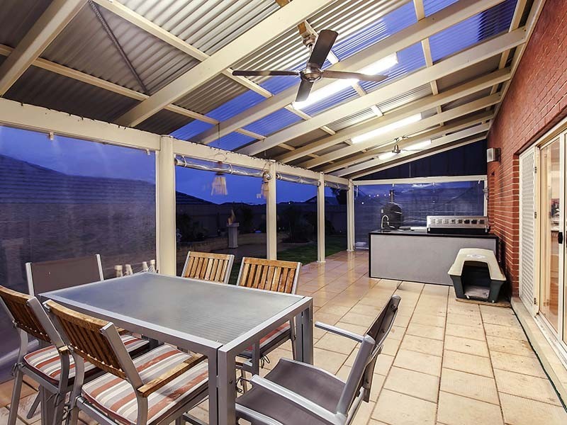 6 Stanford Glen, Seaford Rise SA 5169