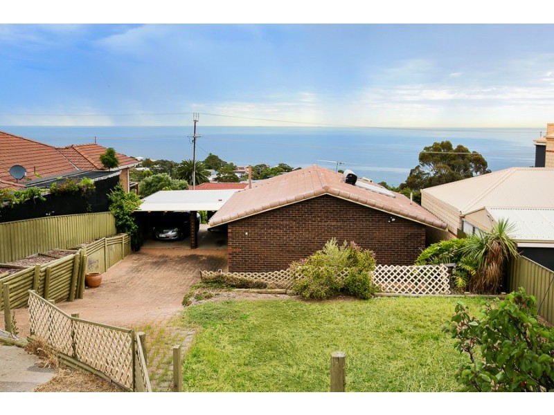 10 Burrington Street, Hallett Cove SA 5158