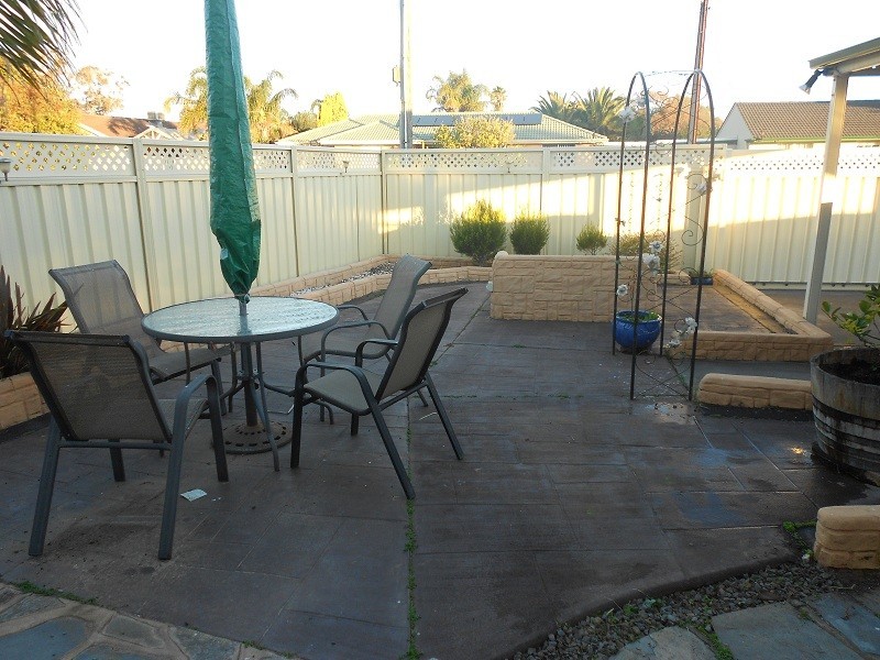 11 Cliff Avenue, Port Noarlunga South SA 5167