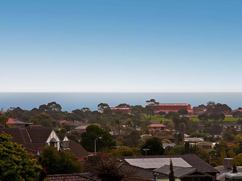 1 Norma Court, Hallett Cove SA 5158