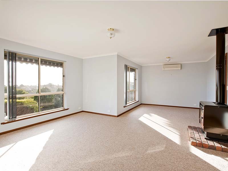 1 Norma Court, Hallett Cove SA 5158