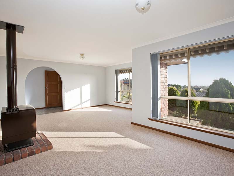 1 Norma Court, Hallett Cove SA 5158