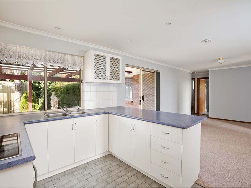 1 Norma Court, Hallett Cove SA 5158