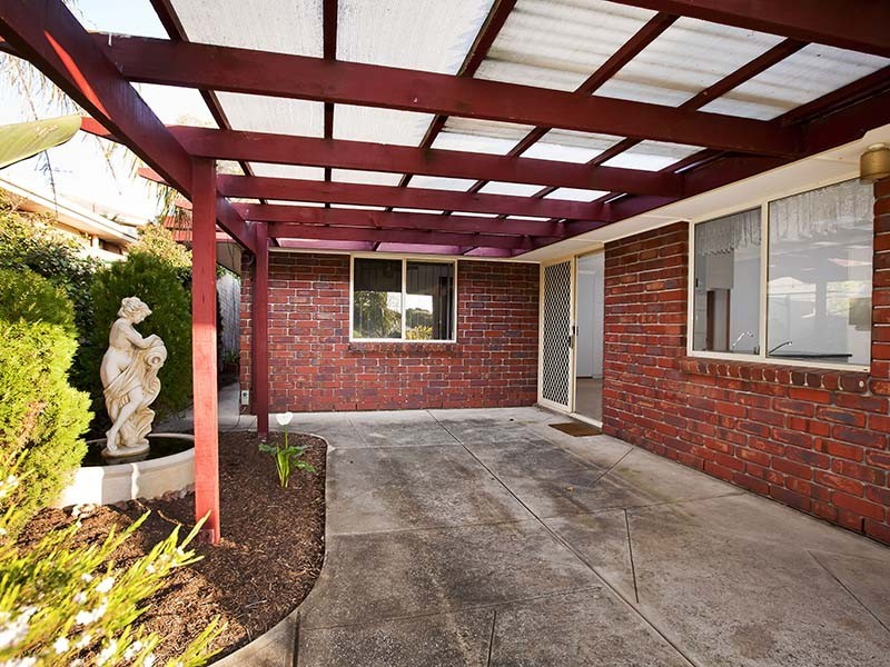 1 Norma Court, Hallett Cove SA 5158