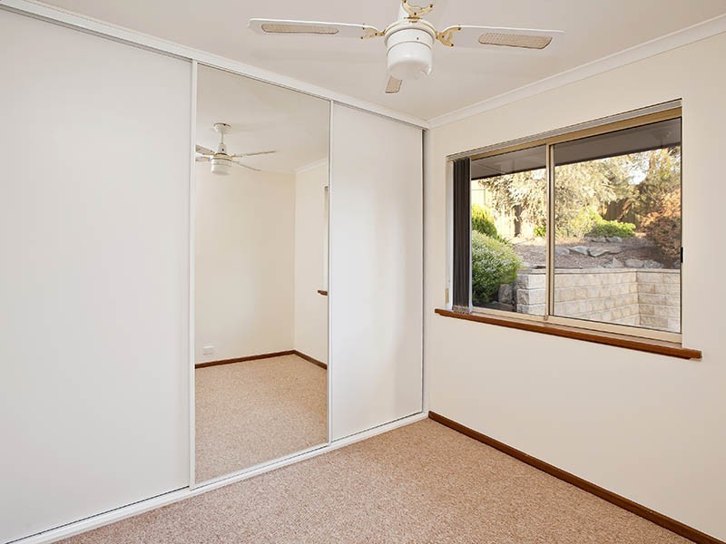 1 Norma Court, Hallett Cove SA 5158