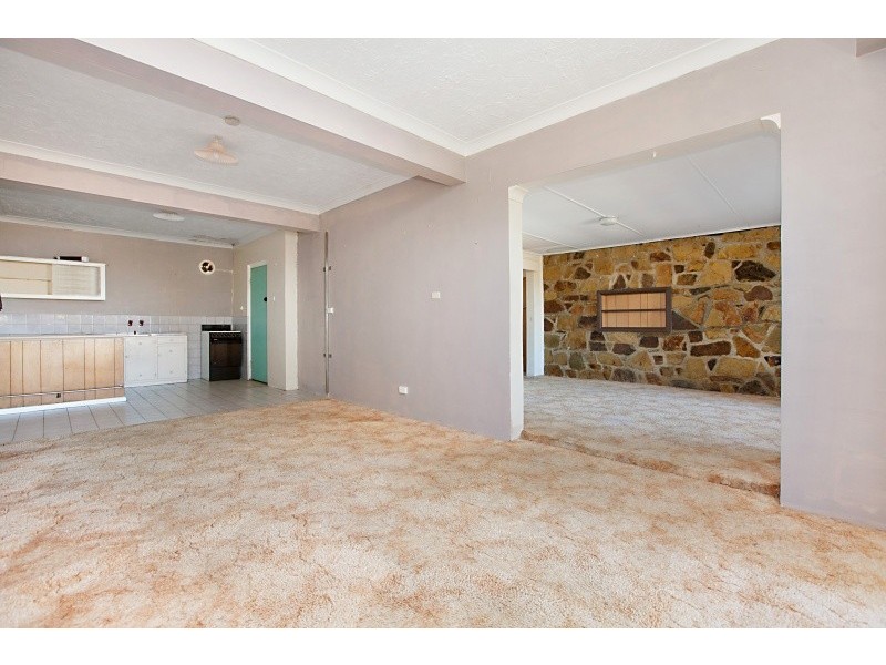 77 Esplanade and 5 Benny Avenue, Port Noarlunga SA 5167