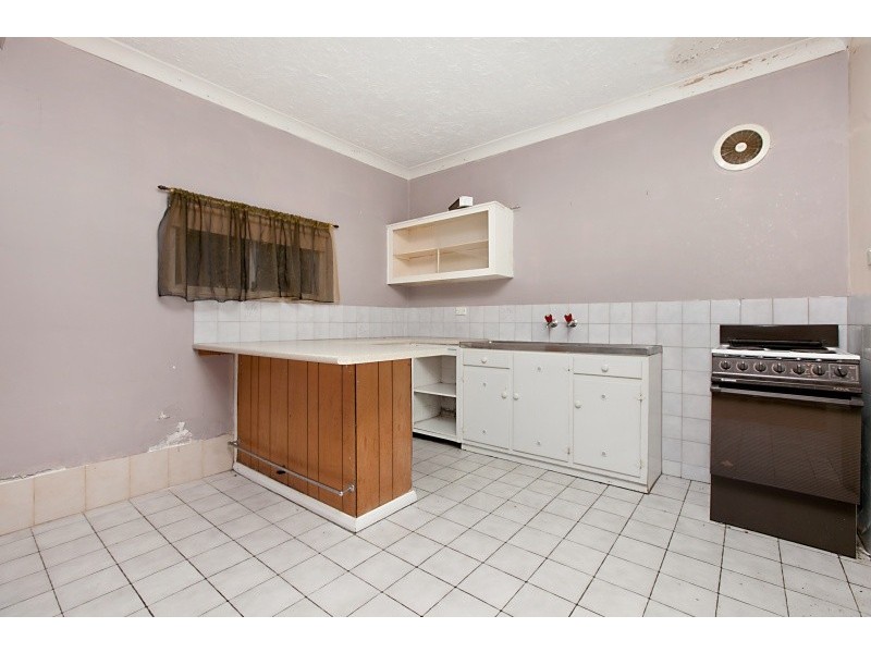 77 Esplanade and 5 Benny Avenue, Port Noarlunga SA 5167