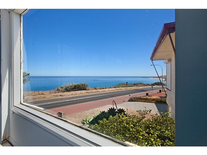 77 Esplanade and 5 Benny Avenue, Port Noarlunga SA 5167